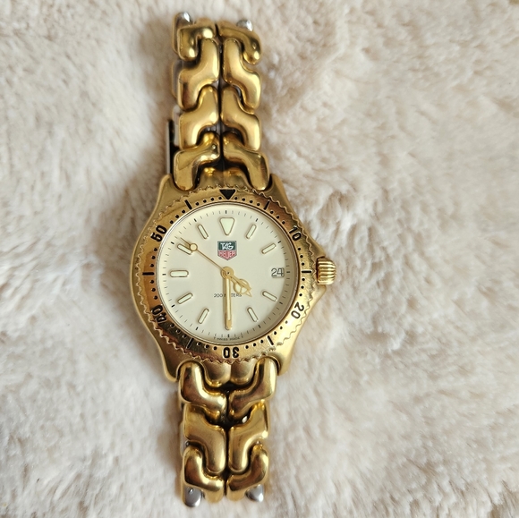 Tag Heuer Gold Hardware Women's watch - Picture 4 of 5